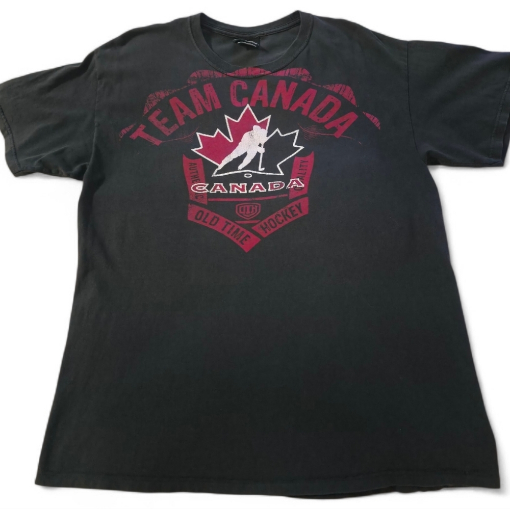 Vintage Old Time Hockey Team Canada Tshirt